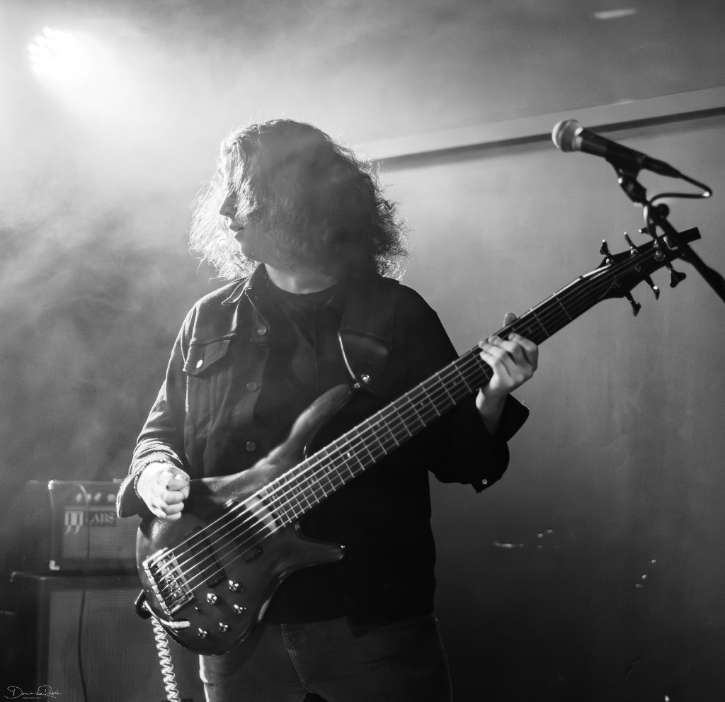 WormRose Bassist Live